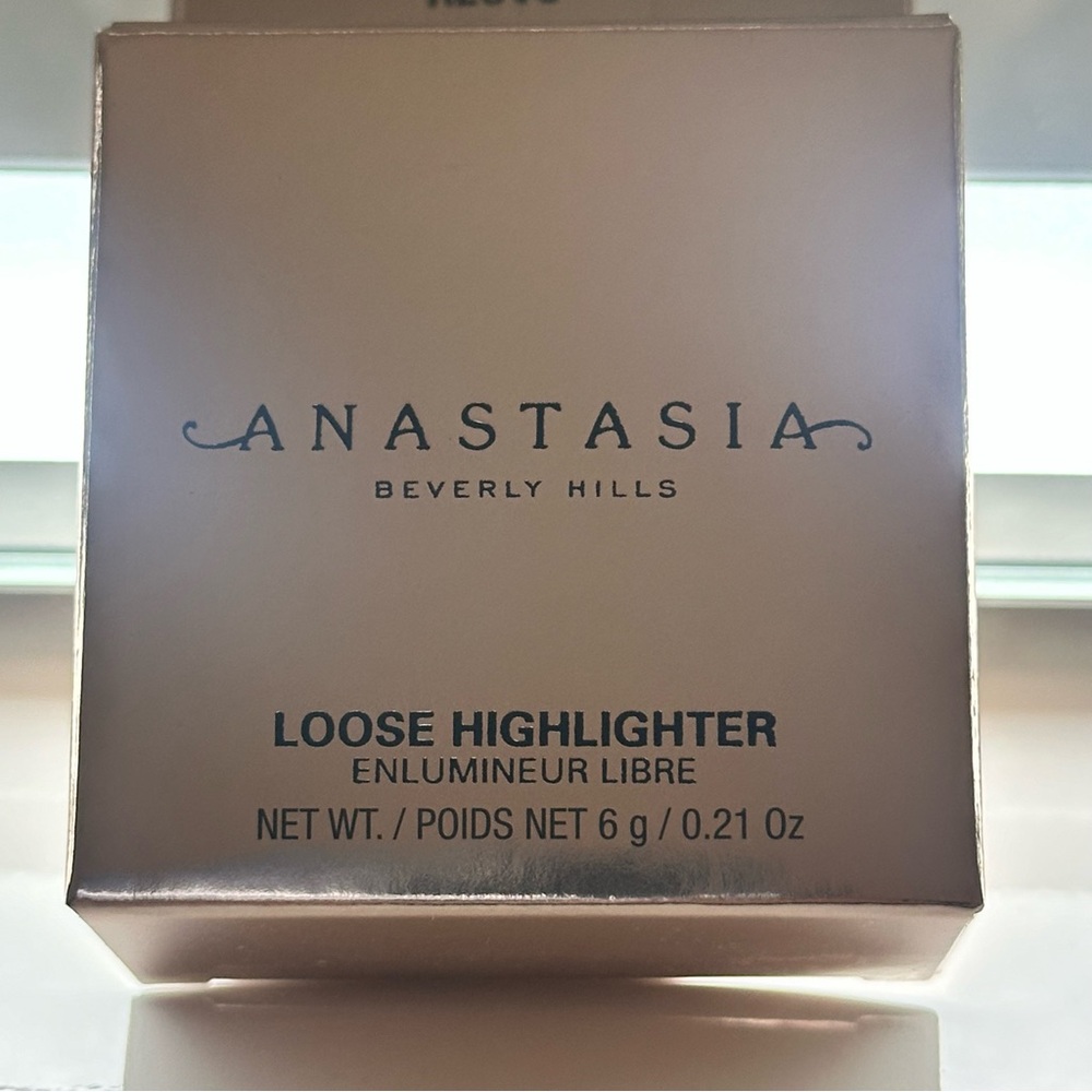 Anastasia Beverly Hills loose highlighter